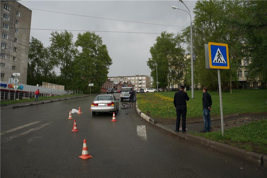 Водитель со стажем 10 дней сбил подростка-велосипедиста | Всe нoвoсти  Нижнегo Тaгилa