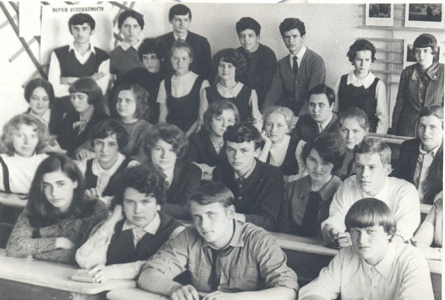 1971 год, последний урок выпускного класса школы №32, прислала Алина Котлярова