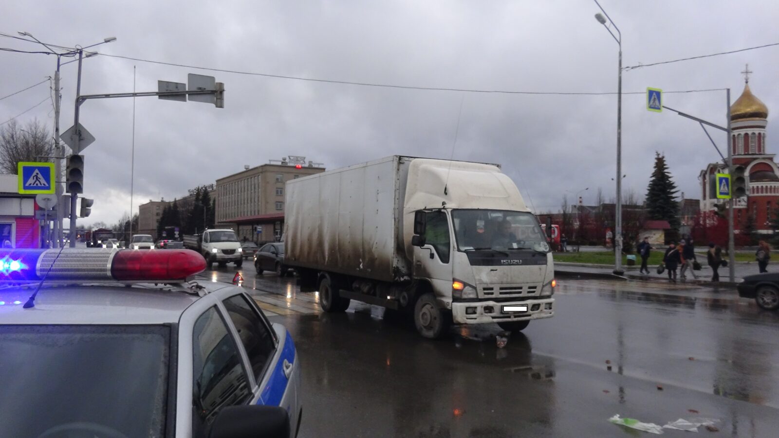 Напротив проходной УВЗ сбили пешехода – мужчина с тяжёлыми травмами в  больнице | Всe нoвoсти Нижнегo Тaгилa