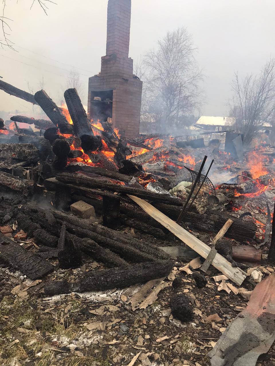 Объект после пожара. Деревня Захаровка Нижний Тагил. Дом после пожара. Печи после пожара.