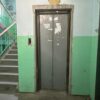 В доме на ГГМ, где произошло громкое ЧП, начали ставить новый лифт