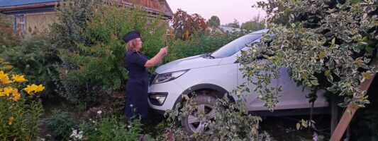 Под Нижним Тагилом 17-летняя девушка на папиной машине сбила женщину с ребенком