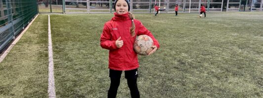 Юная футболистка из Нижнего Тагила стала героиней детского реалити-проекта