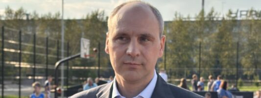 Губернатор Денис Паслер сократил состав правительства Свердловской области