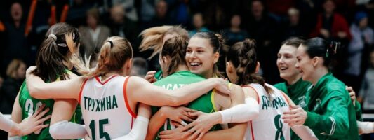 «Уралочка-НТМК» завершила год красивой победой в Суперлиге