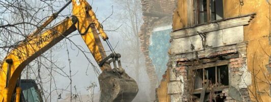 Более 2000 свердловчан переселили из аварийных домов после вмешательства прокуратуры