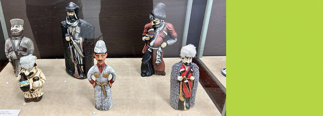 Не бутылки, а произведение искусства