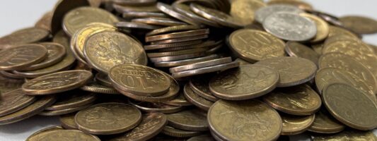 Обида двухлетней давности: жителя Нижнего Тагила оштрафовали за побои соседа