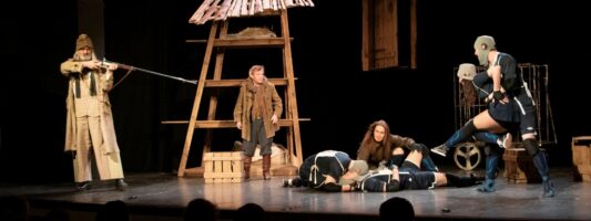 В Нижний Тагил с большими гастролями приехал рязанский ТЮЗ