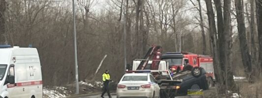 В Нижнем Тагиле пьяный пенсионер перевернулся на машине