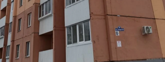 В Нижнем Тагиле новостройка оказалась в заложниках у маргинальных соседей