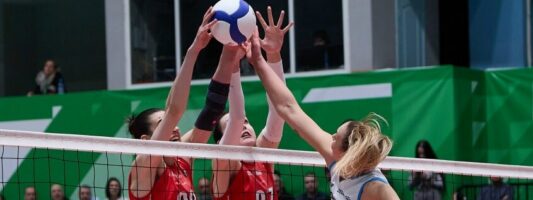 «Уралочка-НТМК» упустила победу после двух выигранных сетов