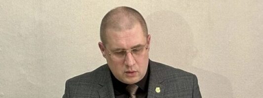 Президент Путин наградил орденом советника мэра Нижнего Тагила орденом