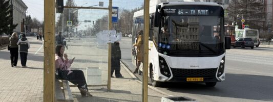 Мэрия Нижнего Тагила пожаловалась на вандалов, громящих «золотые» остановки