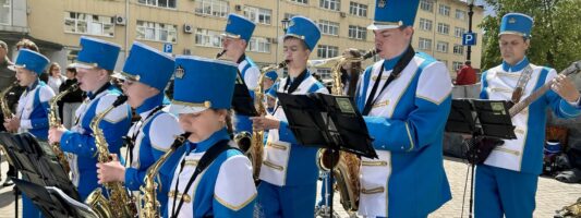 Нижний Тагил встретил лето яркими нотами духовых оркестров